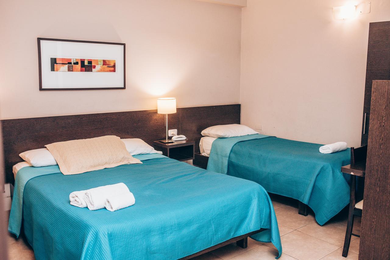 Hotel Solano ซานติอาโก เดล เอสเตโร ภายนอก รูปภาพ